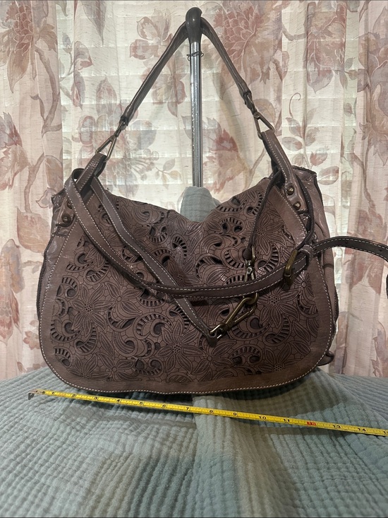 Fiori di Lucca Handbags - Women's Brown Floral Cutout Shoulder Bag with Adjustable crossbody Strap